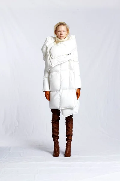 Look 12